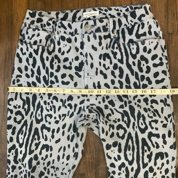Good American Black and Gray Animal Print Jeans - Picture 8 of 10